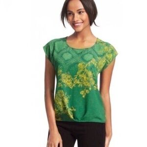 CAbi Green with Envy Cap Sleeve Top